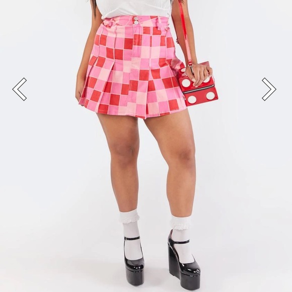 Plus Sweet Guarantee Pleated Skirt - Picture 4 of 4